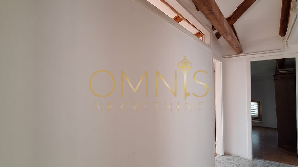 Opatija, Center, 3BR+Living Room, Terrace with Sea View!